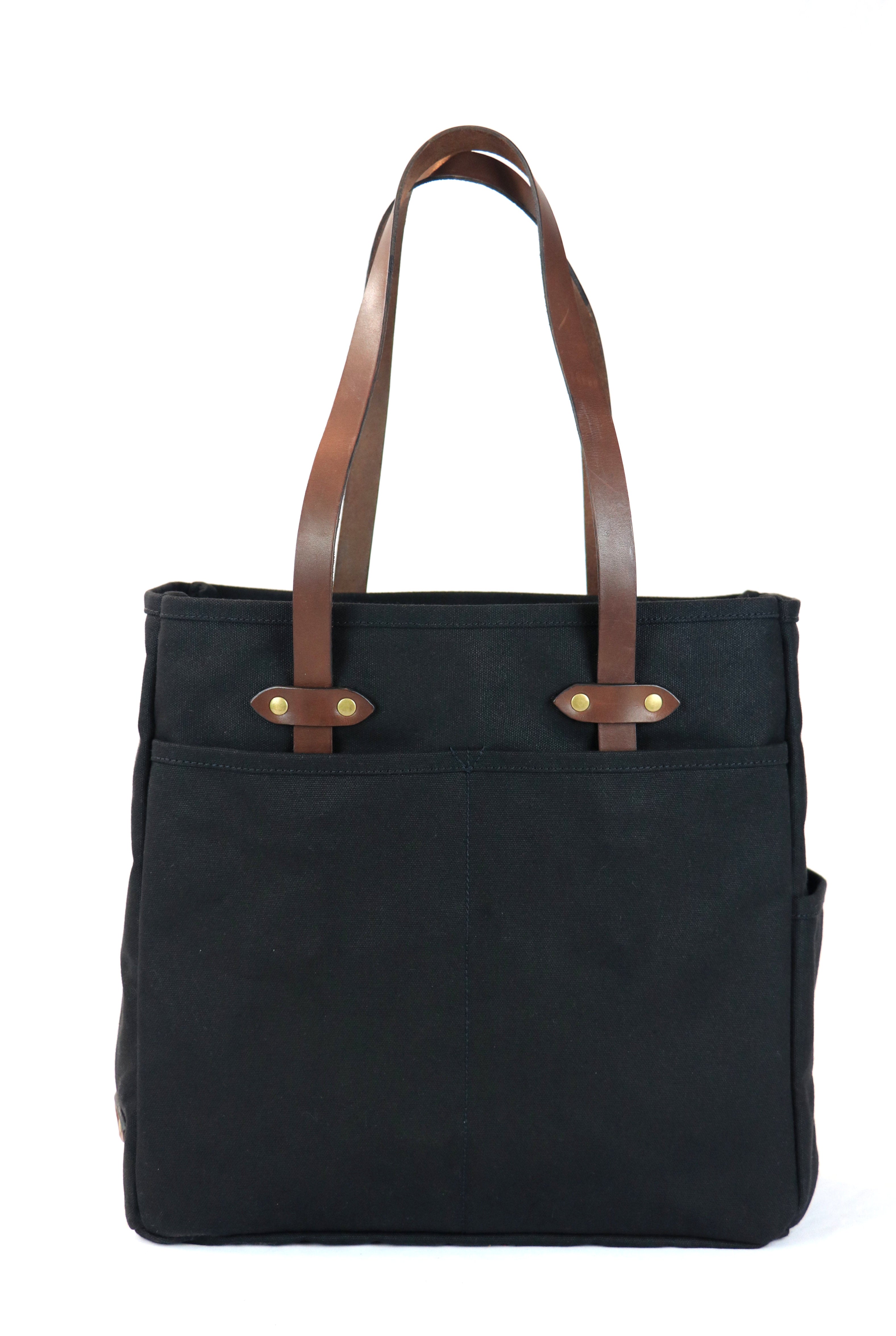 ラスト1点【新品・未使用】BRIEFING HIDE LIGHTLY TOTE Sixtease's The Monochrome Mao Tote Bag: Sleek Leather